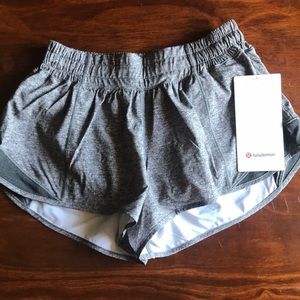 Lululemon grey Hotty Hot Short 2.5” Tags attached